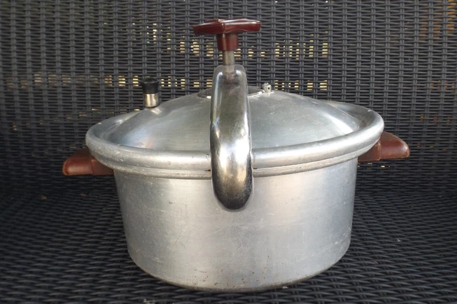 Cocotte Minute SEB Vintage – Alu 10 Litres – Compatible Induction, Gaz, électrique